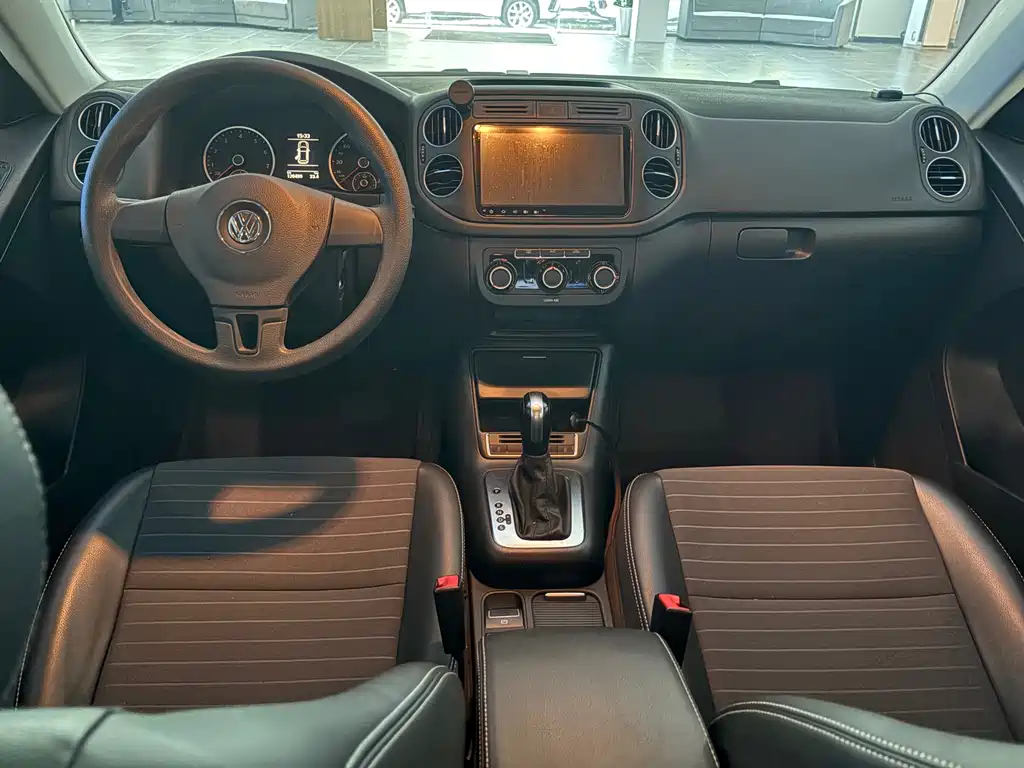 Volkswagen Tiguan — миниатюра 6