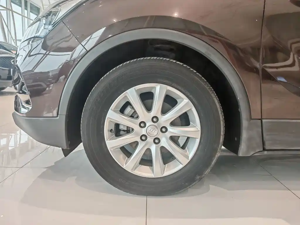 Buick Envision Plus — миниатюра 4
