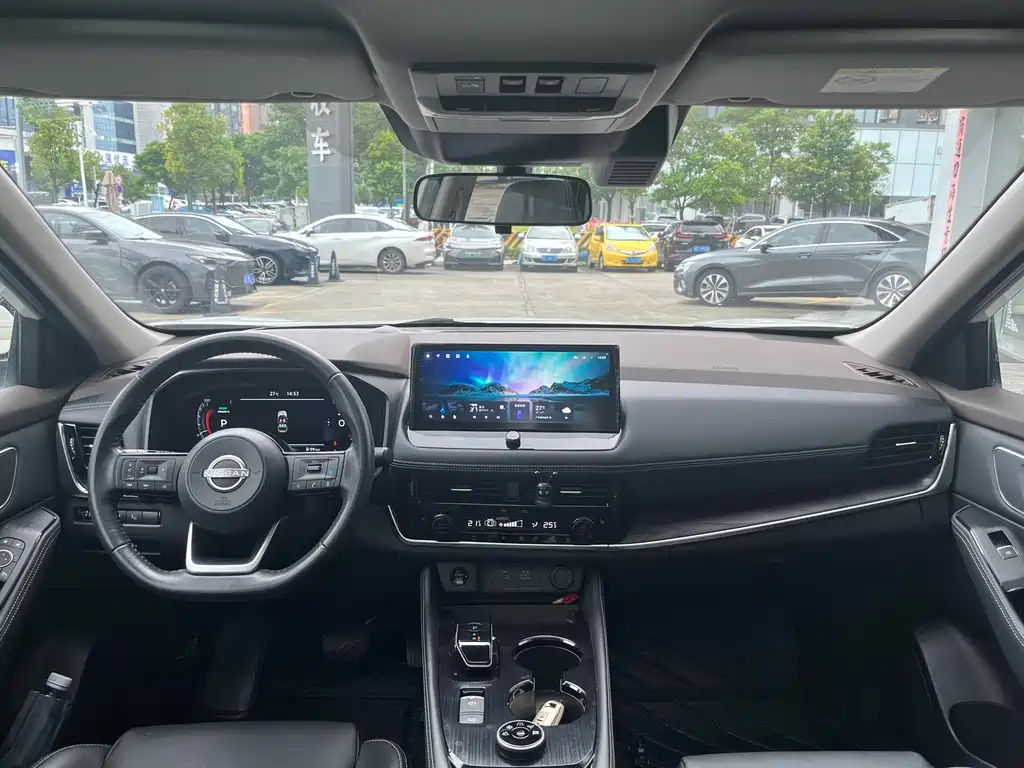 Nissan X-Trail — миниатюра 5