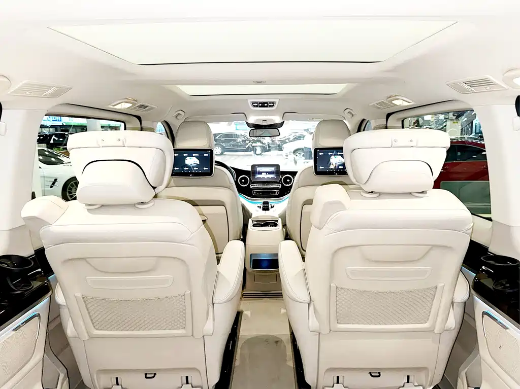 Mercedes-Benz V-Class V 2018 V 260 L Luxury Long Wheelbase VI