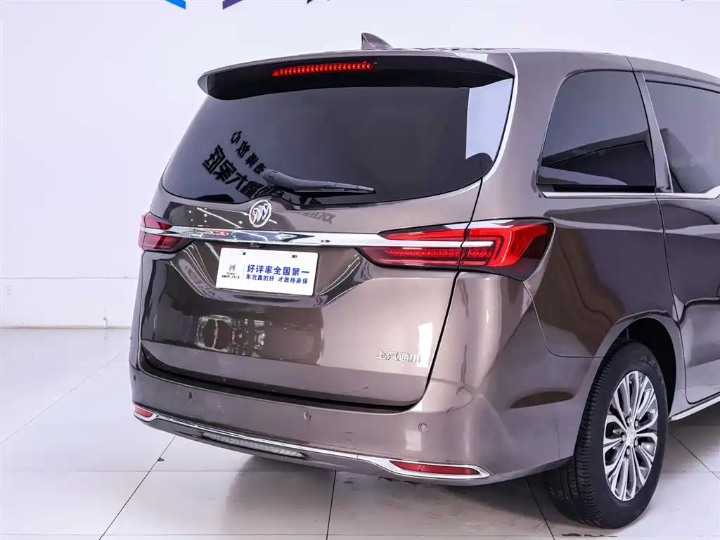 Buick GL8 2023 Luxury