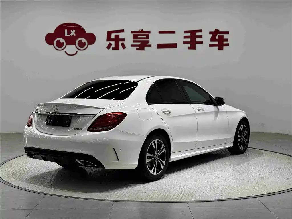 Mercedes-Benz C-Class — миниатюра 5
