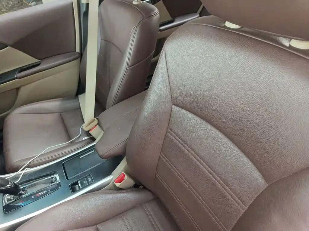 Honda Accord — миниатюра 11