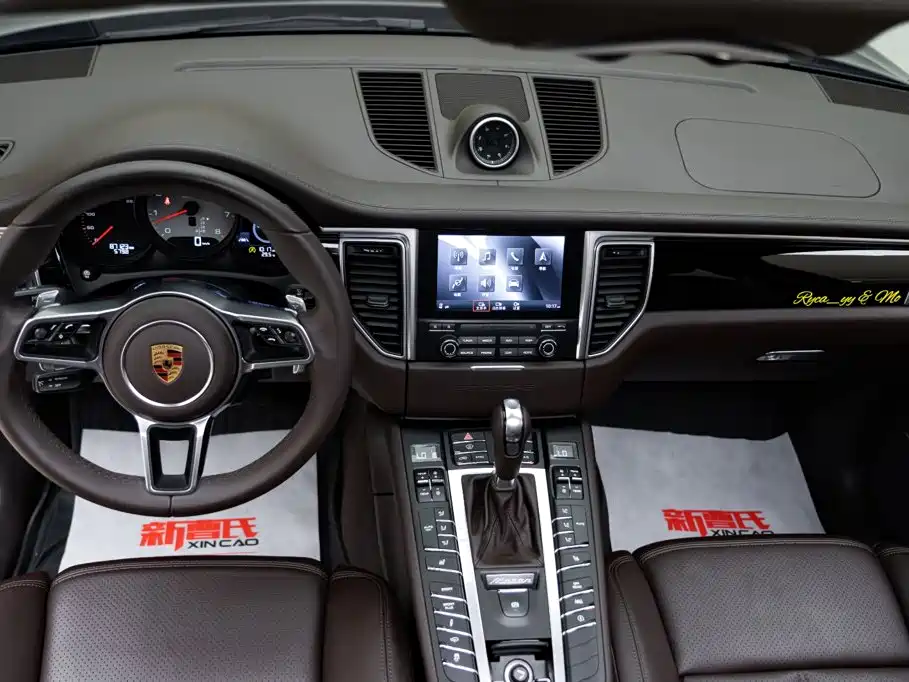 Porsche Macan — миниатюра 13