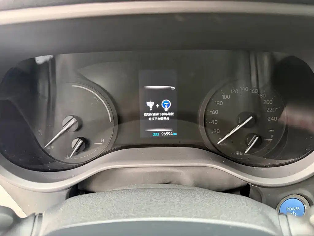 Toyota Sienna — миниатюра 5