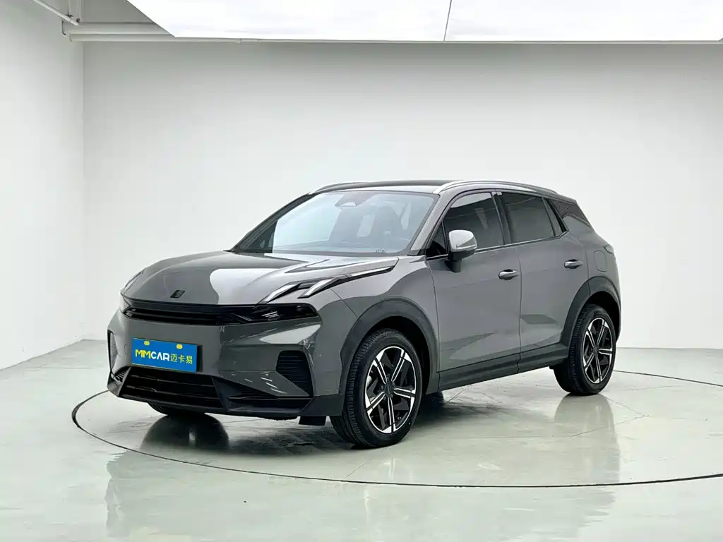 Lynk & Co 06 EM-P