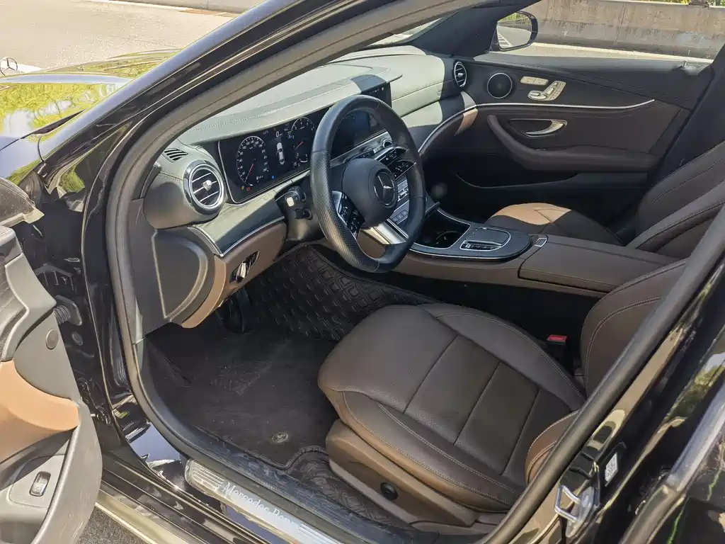Mercedes-Benz E-Class E 2022 E 300 L Sport Fashion