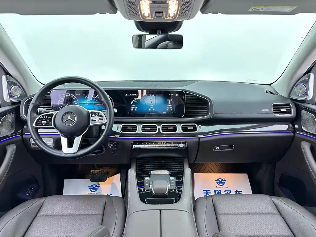 Mercedes-Benz GLE (Import) — миниатюра 12