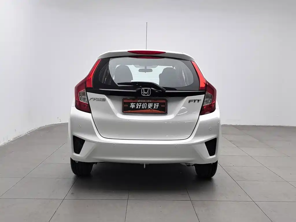 Honda Fit — миниатюра 4