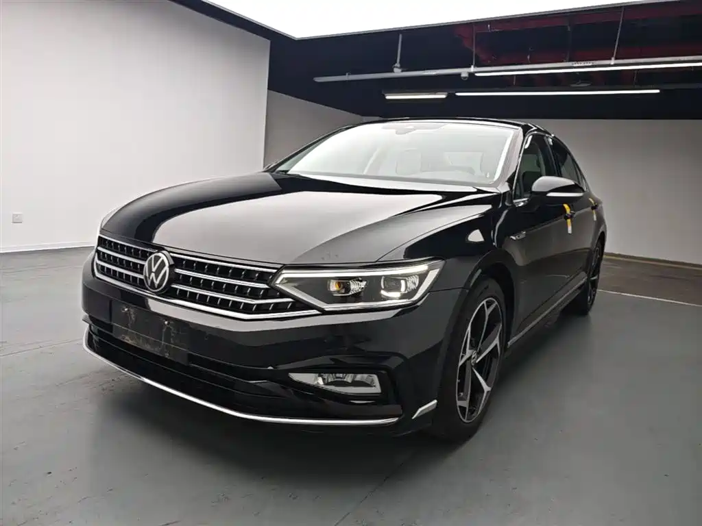 Volkswagen Magotan 2024 200 0k Units Enjoy 330TSI DSG Luxury Type