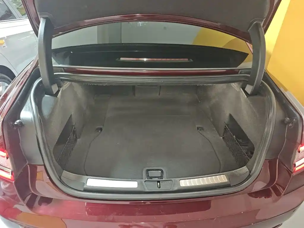 Lincoln Continental — миниатюра 19