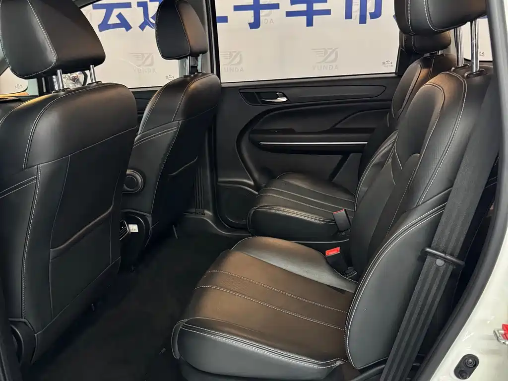 GAC Motor Trumpchi M6 — миниатюра 5