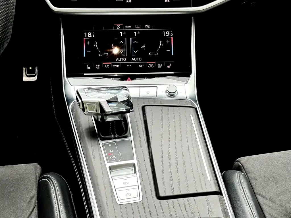 Audi A6L — миниатюра 11