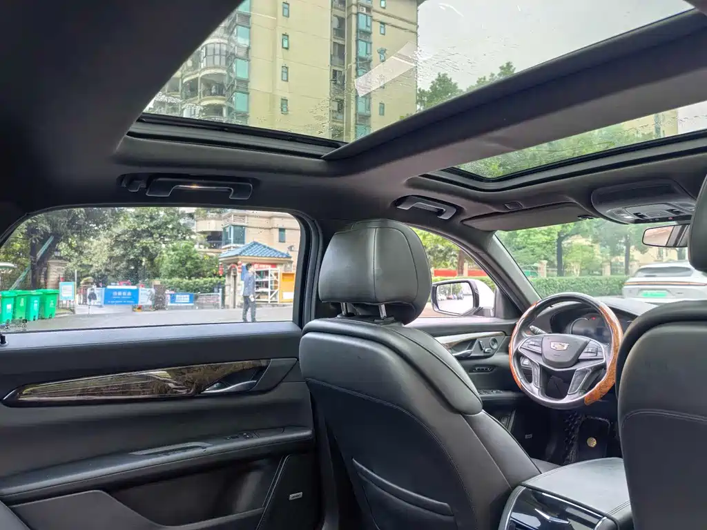 Cadillac CT6 28T Luxury Type, фото 13