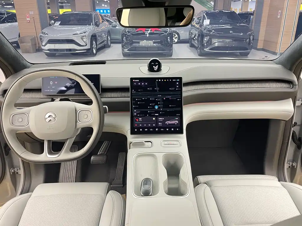 NIO ES6 — миниатюра 11