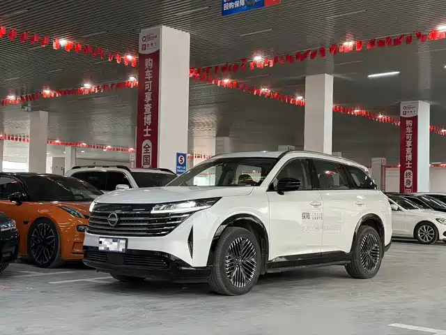 NISSAN EXPLORING THE LAND 2024