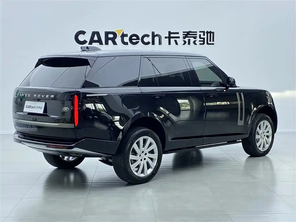 Land Rover Range Rover 2025 3.0 L6 400PS Long Wheelbase