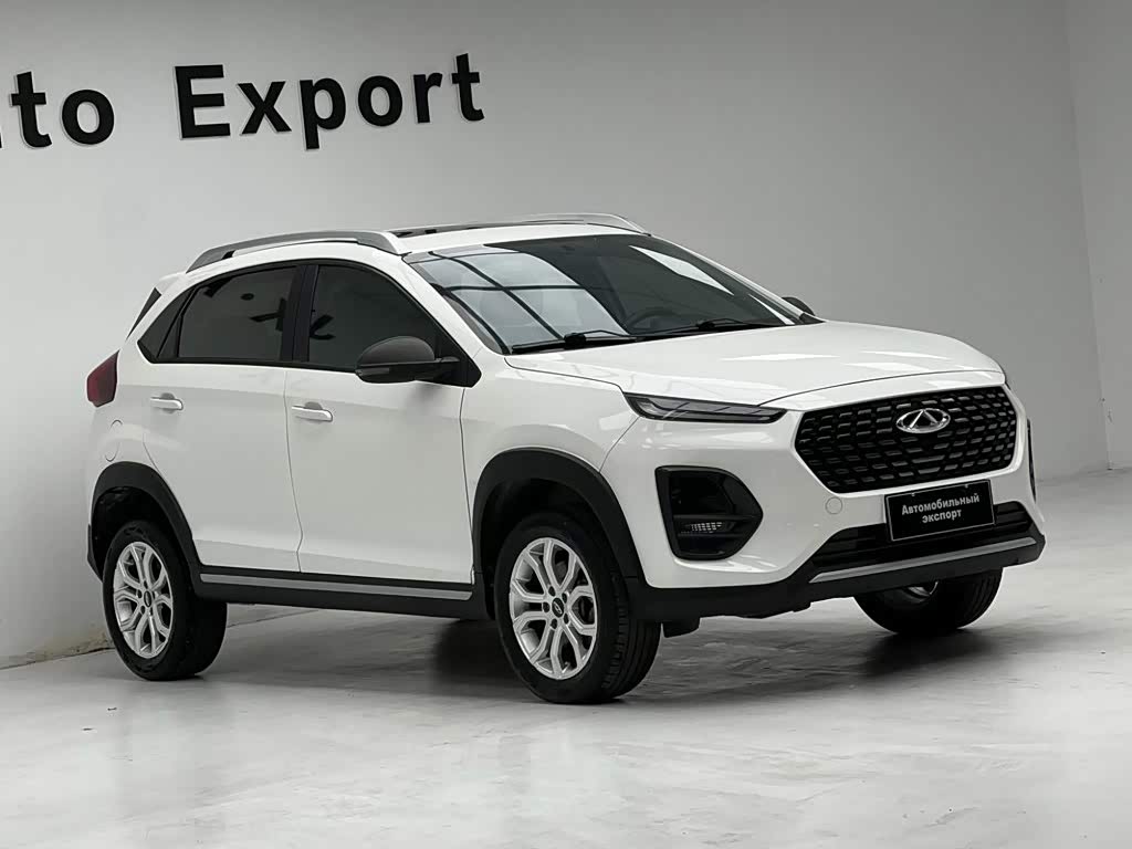 CHERY Tiggo 3x 1.5 л 2022 г. Белый, пробег 26000 км