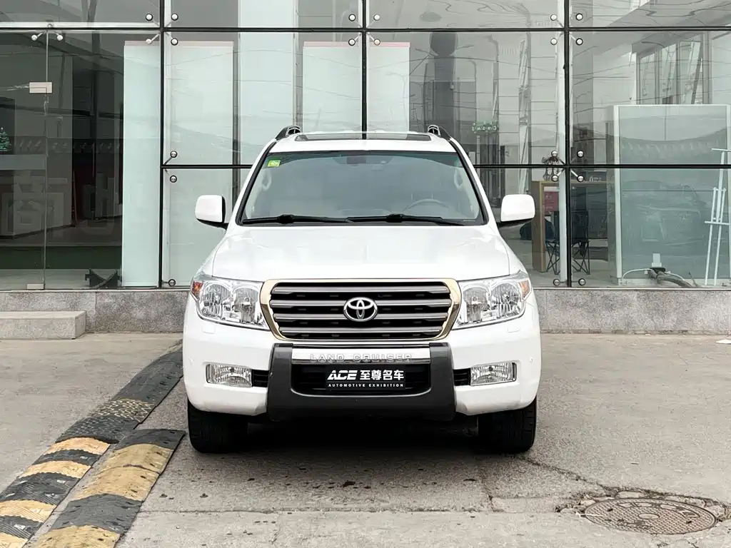 Toyota Land Cruiser 2010 4.7L AT VX