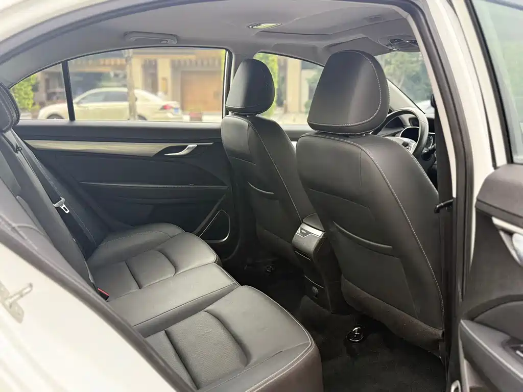 GEELY AUTOMOBILE EMGRAND