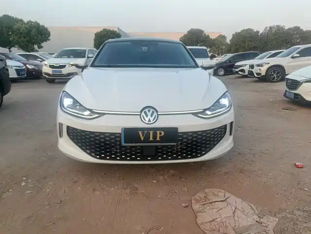 VOLKSWAGEN LINGDU 2023