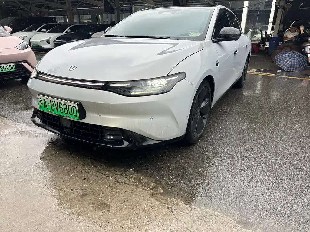 Leapmotor C01