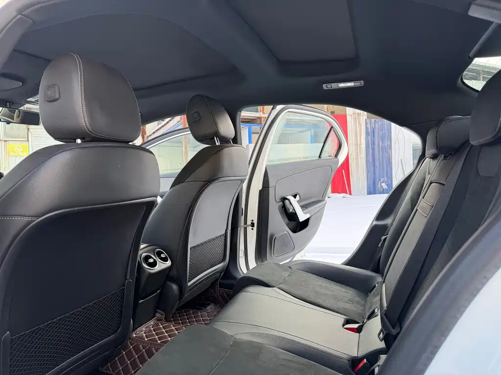 MERCEDES-BENZ A CLASS