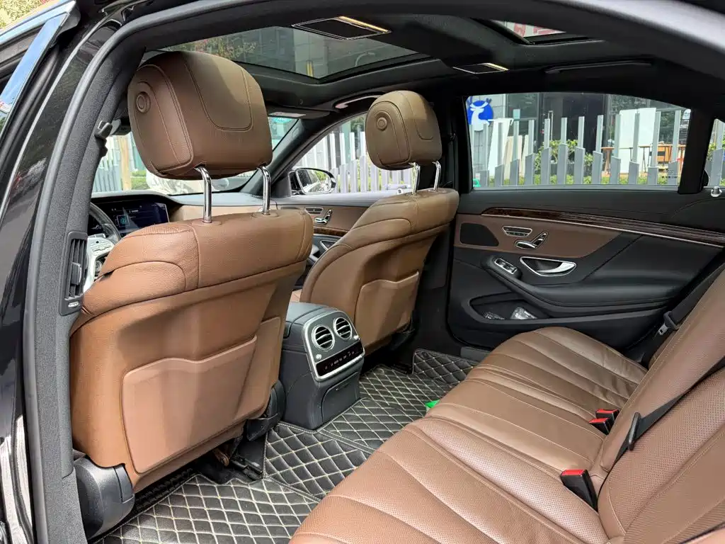 Mercedes-Benz S-Class — миниатюра 11