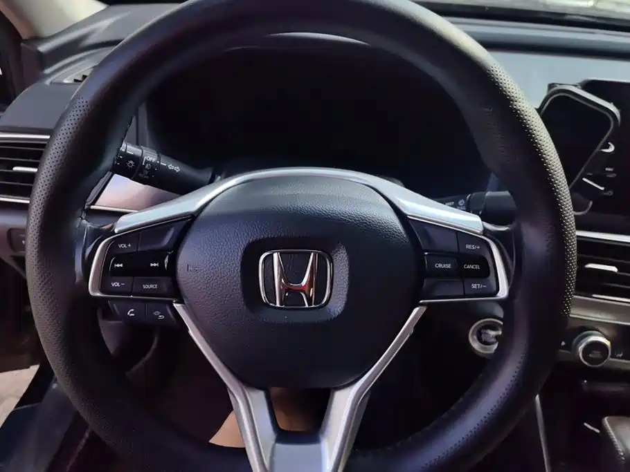 Honda Accord — миниатюра 15