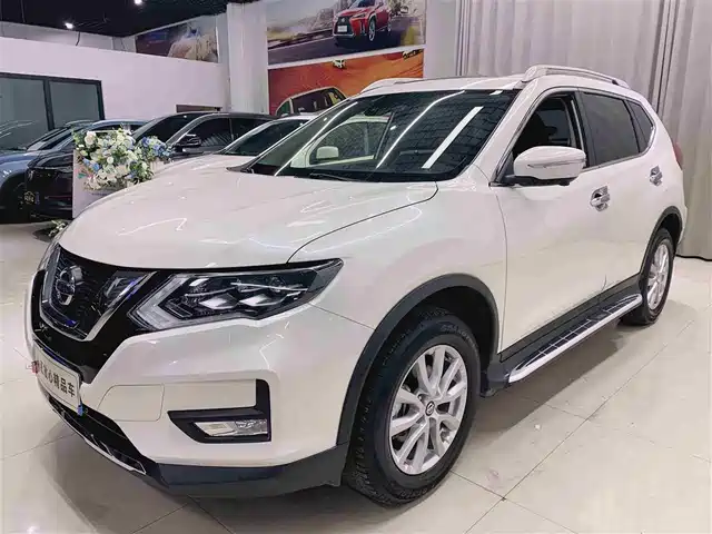 NISSAN QIJUN