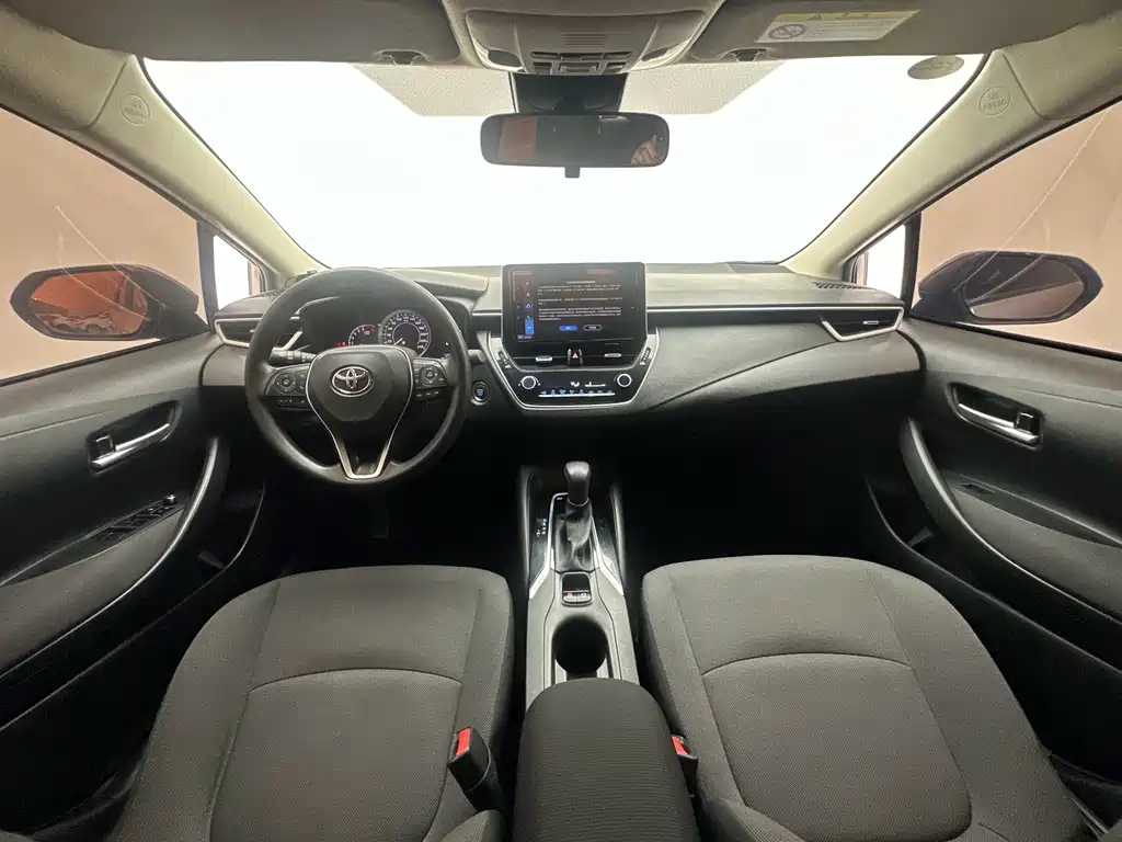 Toyota Corolla — миниатюра 11