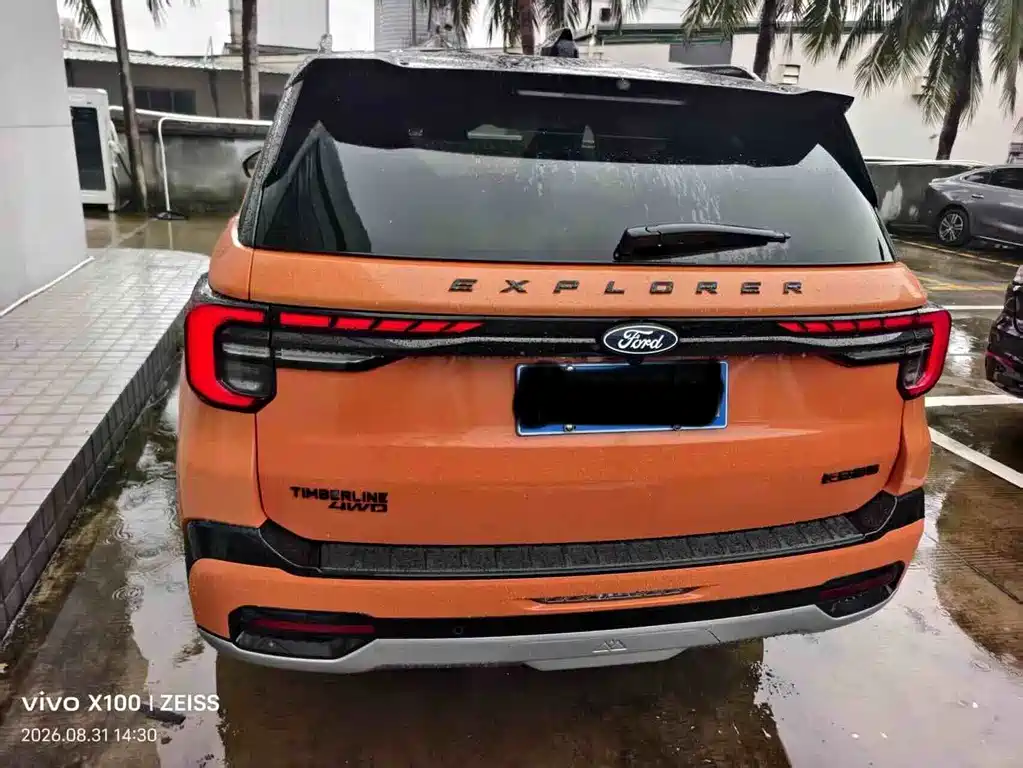 Ford Explorer — миниатюра 4