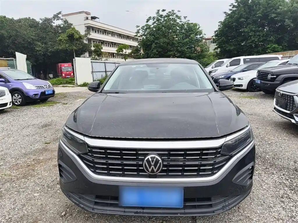 Volkswagen Passat 2025 280TSI