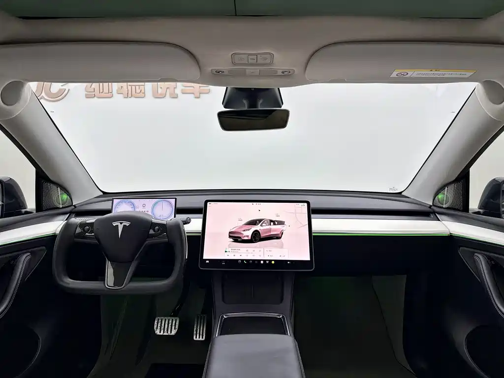 Tesla Model Y — фотографии объявления, Фото 15