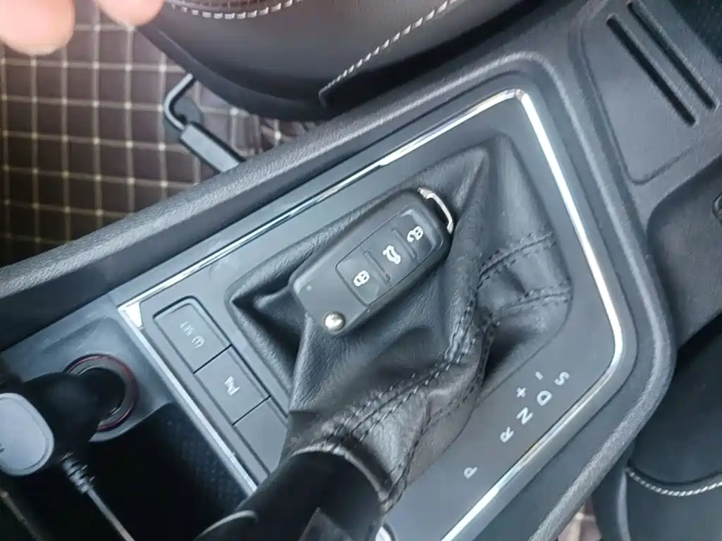 Volkswagen Lavida — миниатюра 9