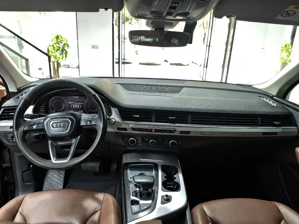 Audi Q7 2018 40 TFSI Comfort