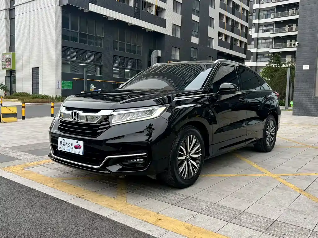 Купить Honda Avancier