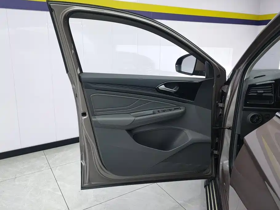 Jetta VS5 — миниатюра 7