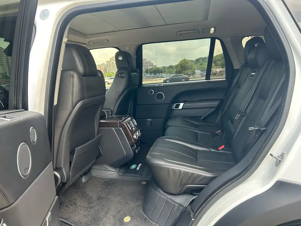 Land Rover Range Rover 2016 3.0 SC V6 Vogue Long Wheelbase