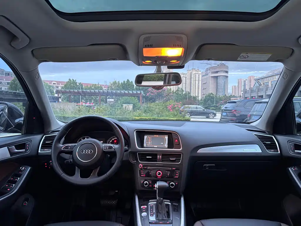 Audi Q5 — миниатюра 11
