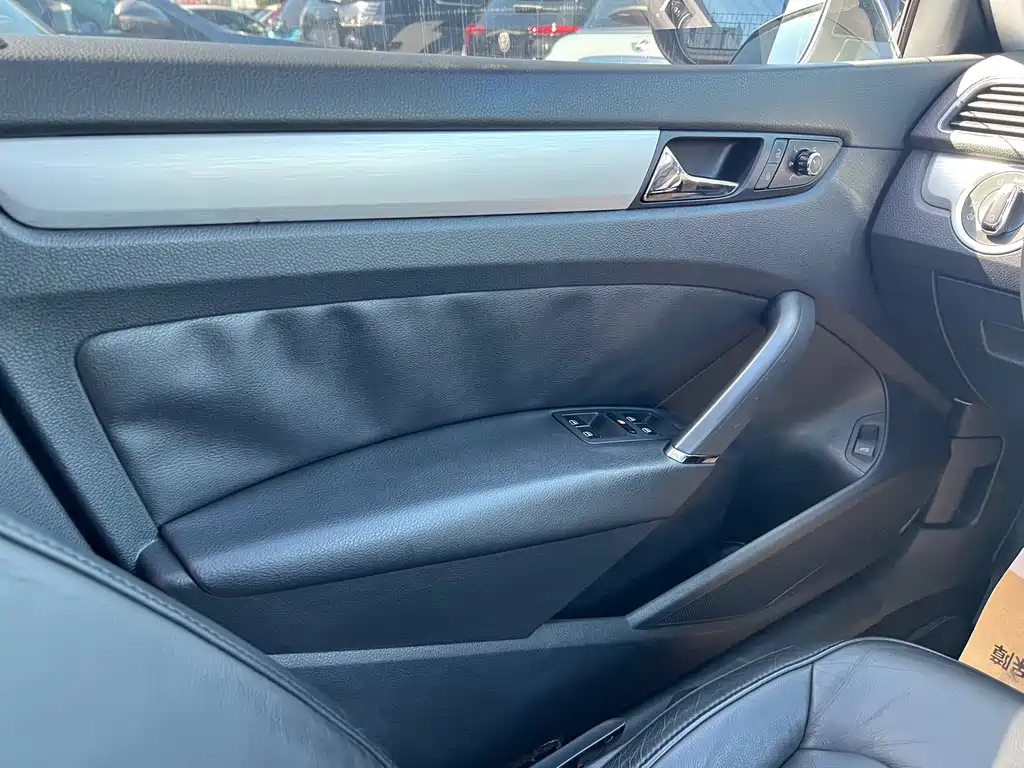 Volkswagen Passat — миниатюра 13
