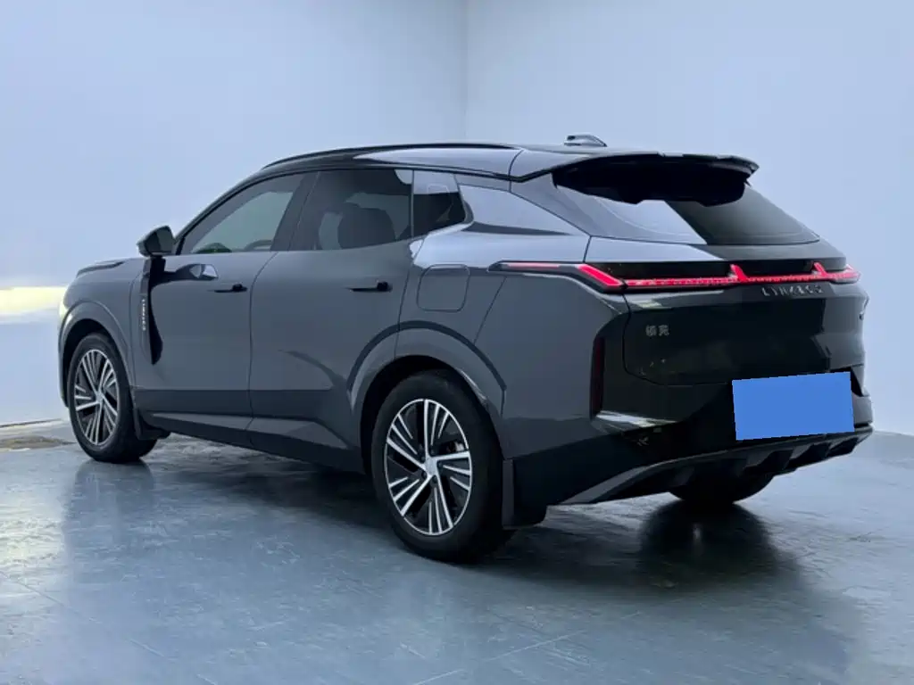 Lynk & Co 08 EM-P — миниатюра 4