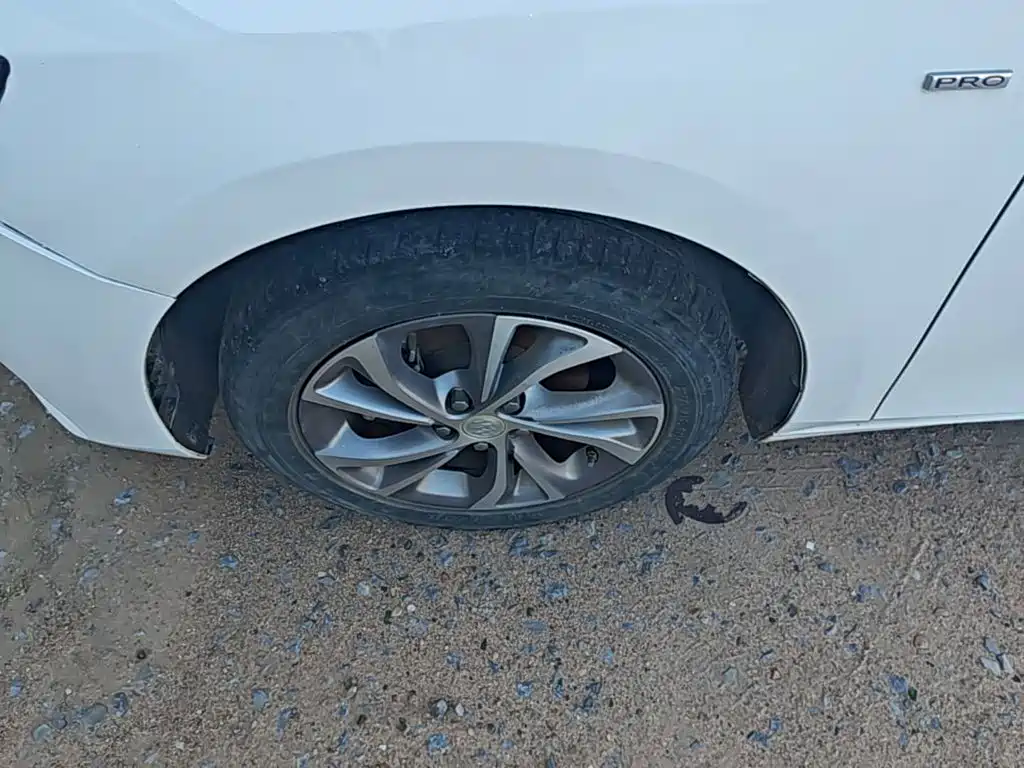 Buick Verano — миниатюра 23