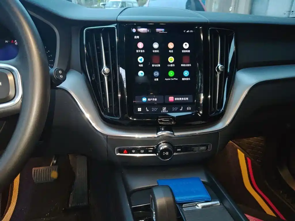Volvo XC60 — миниатюра 6