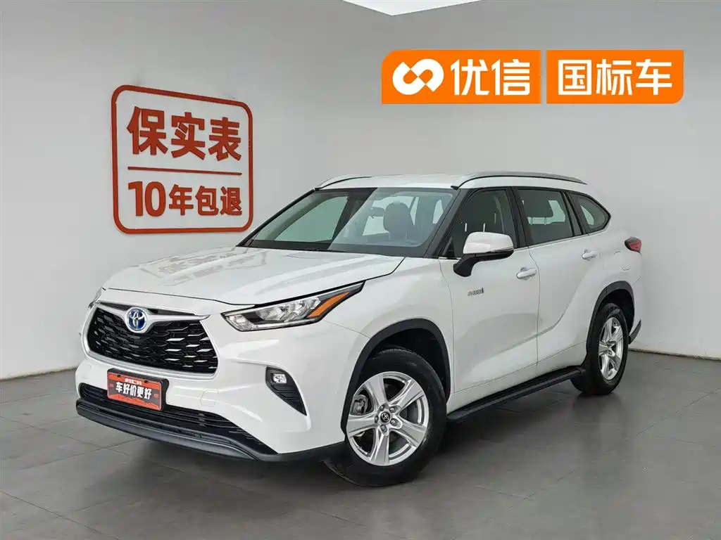 汉兰达 2023款 2.5L智能电混双擎两驱精英版 5座