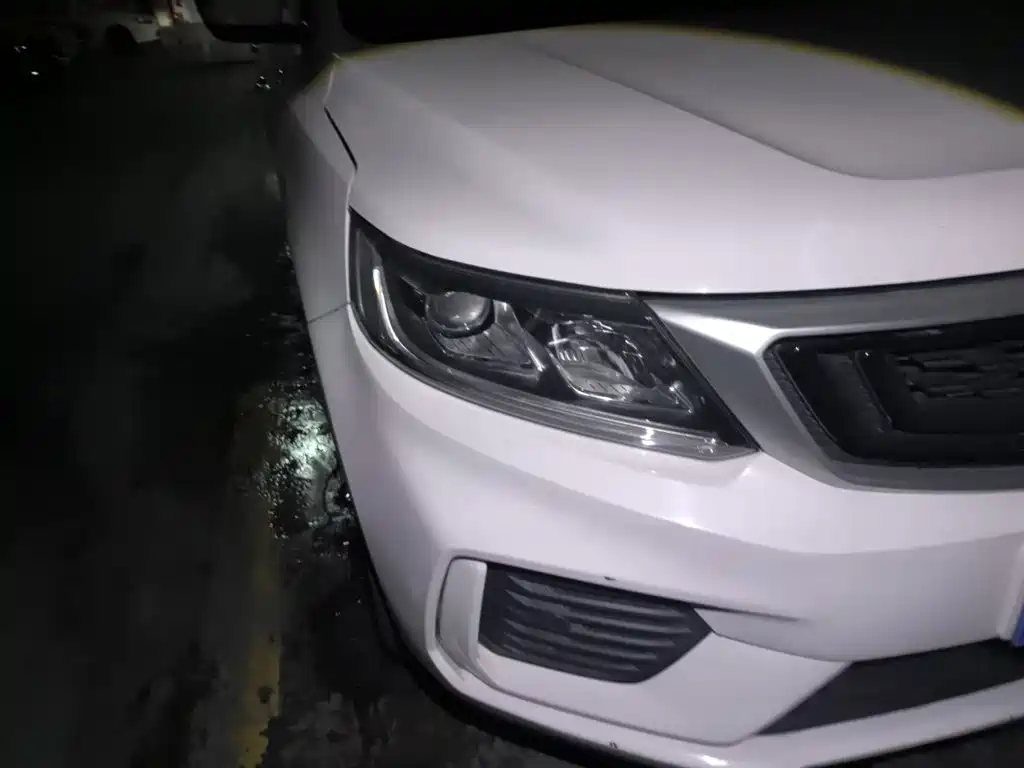 Geely Vision X6 — миниатюра 7