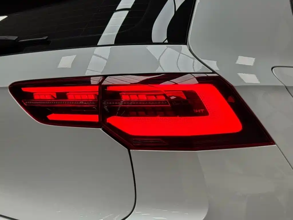 Volkswagen Golf — миниатюра 20