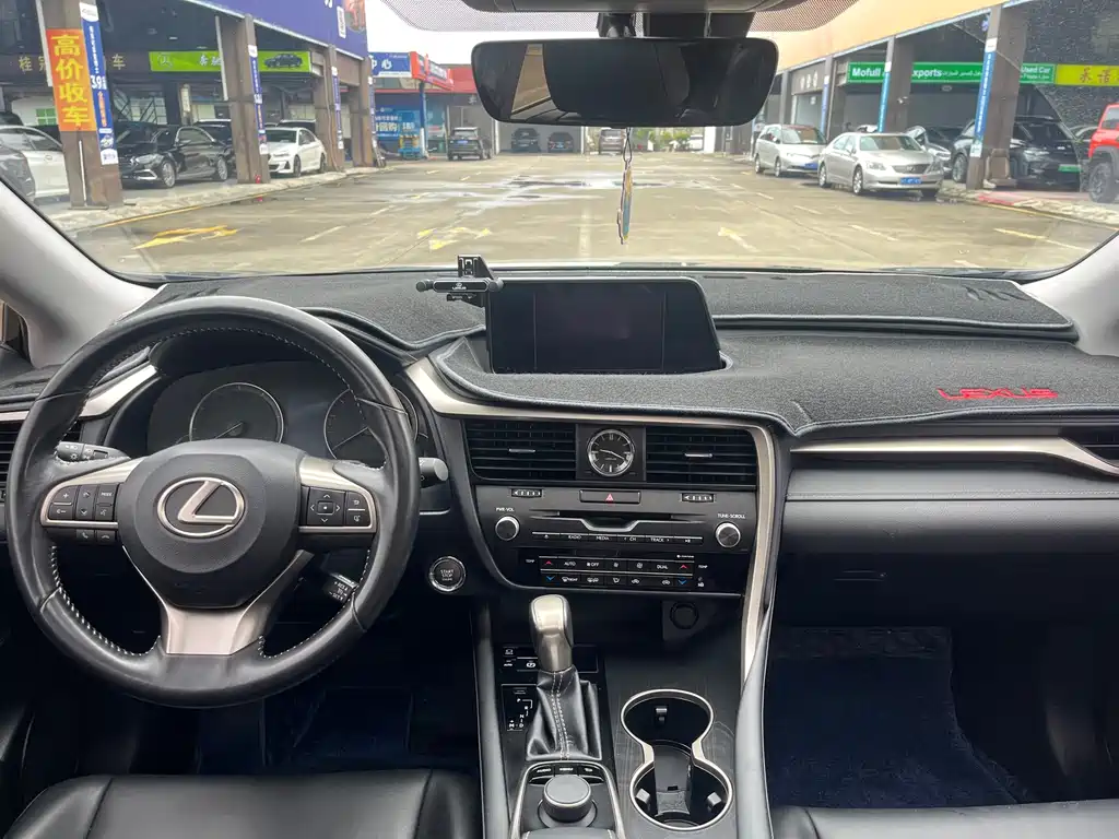 Lexus RX — миниатюра 9