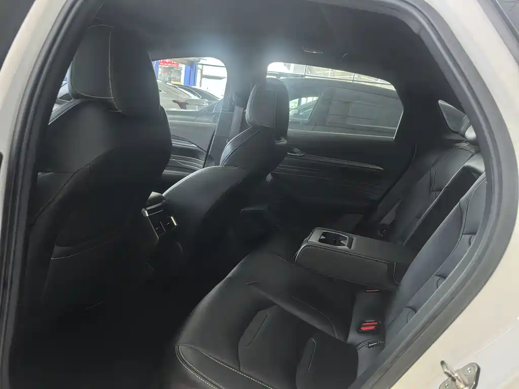 Geely Xingrui - фото 5
