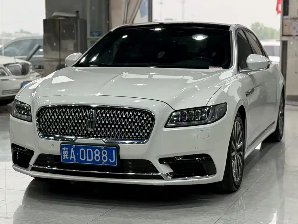 Lincoln Continental 2019